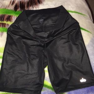 Alo yoga shorts
